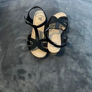 So Gull girls wedge Sandal